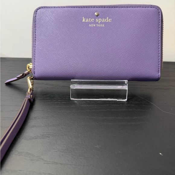 Bundle Like new Kate Spade Lavender  wallet - Picture 3 of 14